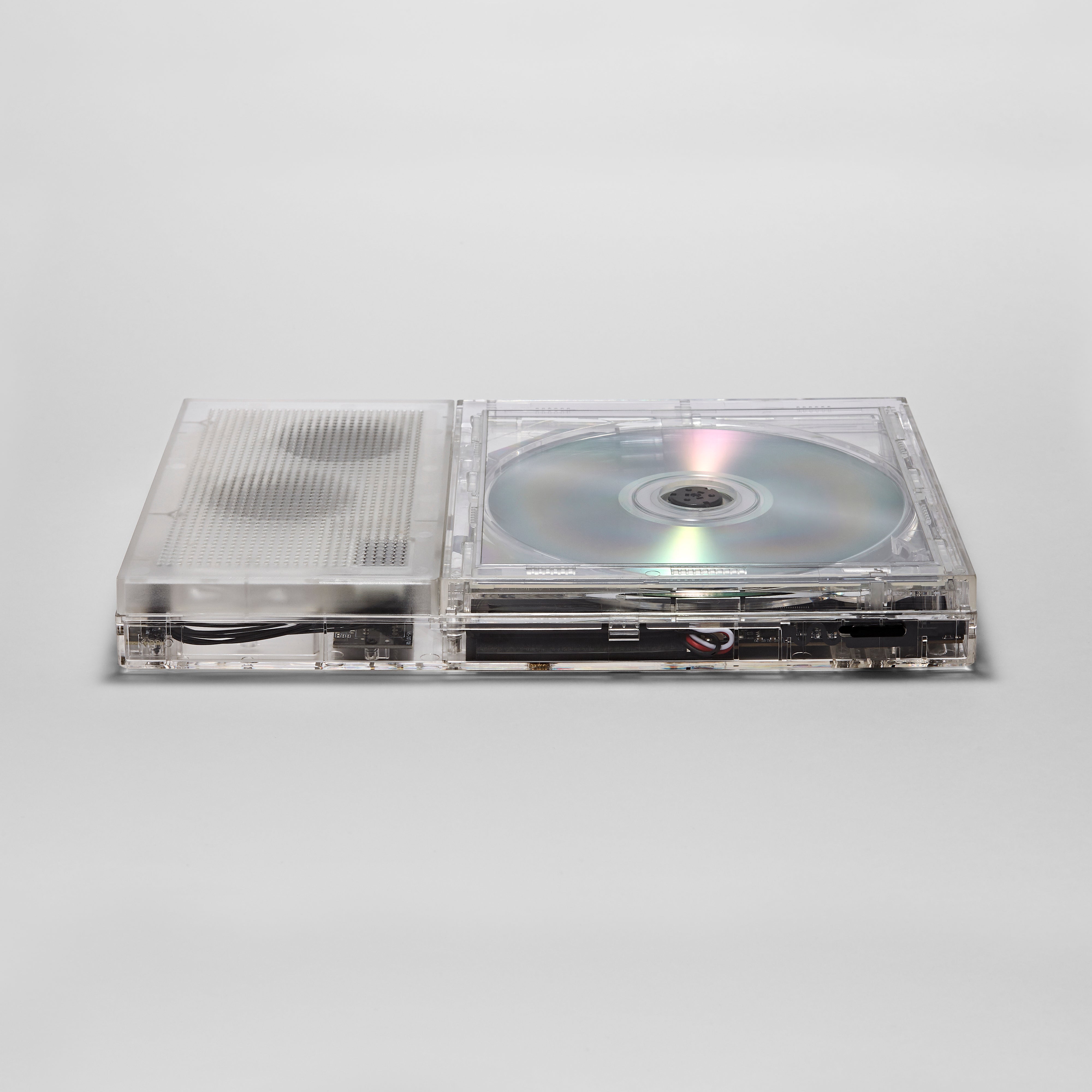 [㎞5] Instant Disk Audio-CP2 ホワイト Instant Disk Audio-CP2 White – Makuake STORE